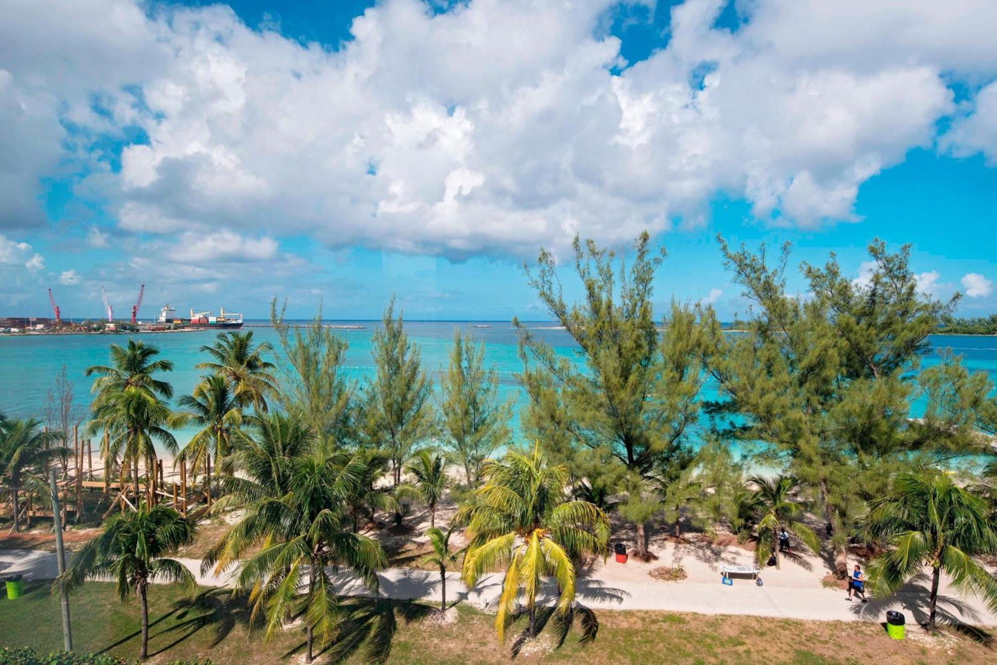 Courtyard By Marriott Nassau Downtown/Junkanoo Beach Exterior foto